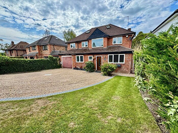 6 Bedroom Detached House For Sale In Rowlands Avenue, Hatch End, Pinner, HA5