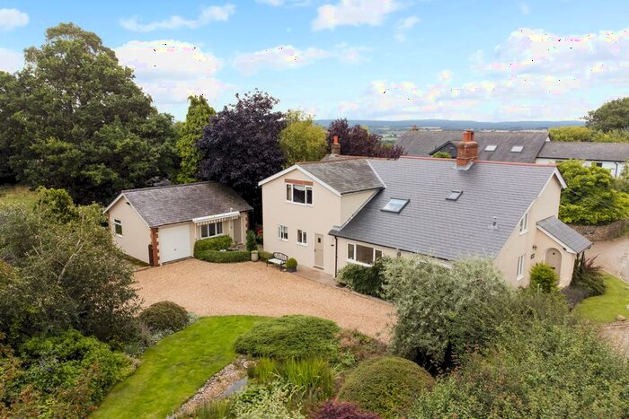 4 Bedroom Detached House For Sale In Brockham Hill, Froyle, GU34