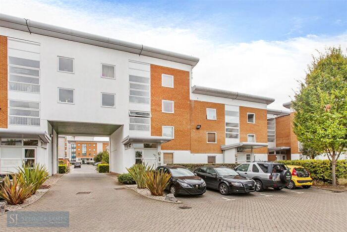 1 Bedroom Apartment To Rent In Felixstowe Court, E16