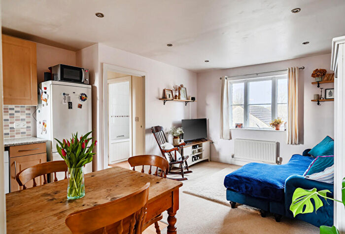 2 Bedroom Apartment For Sale In Baron Close, Bitton, Bristol, Gloucestershire, BS30