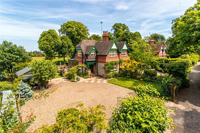 3 Bedroom Semi-Detached House For Sale In Ranmore Common, Dorking, Surrey, RH5