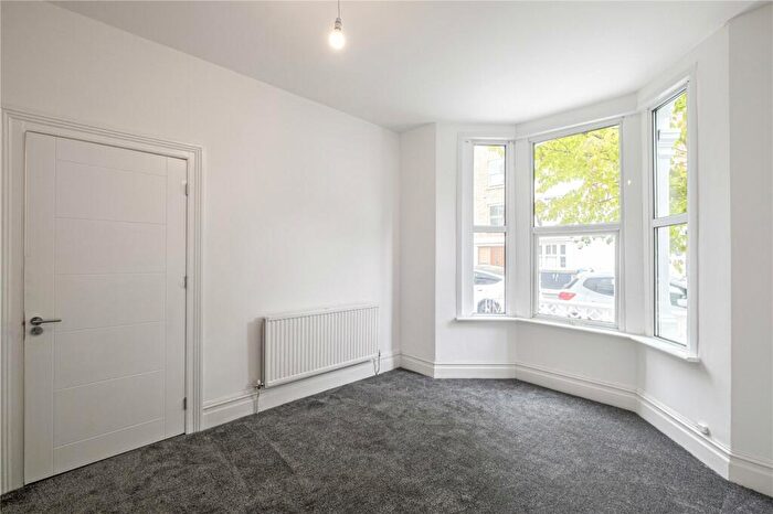 4 Bedroom Terraced House To Rent In Alexander Road, Islington, London, N19