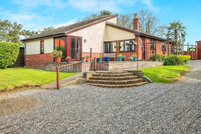 3 Bedroom Detached Bungalow For Sale In Mundesley Road, Paston, North Walsham, NR28