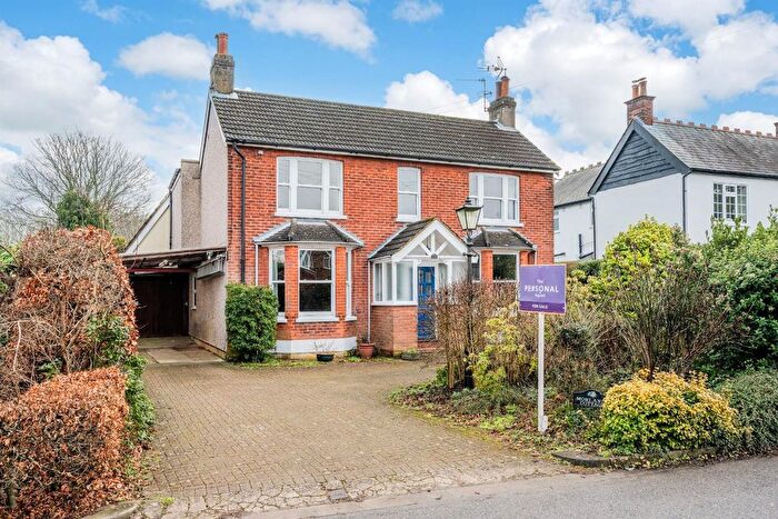 4 Bedroom Detached House For Sale In Smithy Lane, Lower Kingswood, Tadworth, KT20