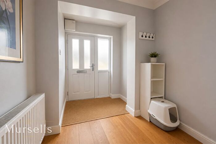 3 Bedroom Detached House For Sale In Shaw Drive, Wareham, BH20 - Photo 9