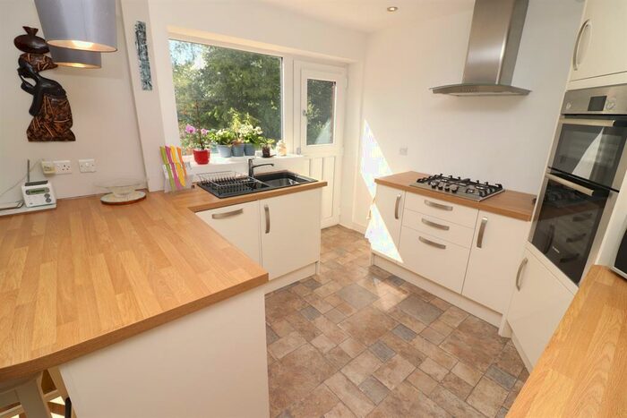 3 Bedroom Detached House To Rent In Nave Close, Darwen, BB3