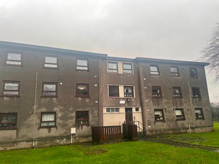 4 Bedroom Flat To Rent In Chapelle Crescent, Tillicoultry, Clackmannanshire, FK13