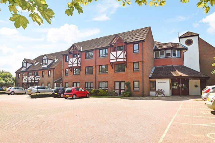 1 Bedroom Flat For Sale In King George V Road, Amersham, Buckinghamshire, HP6
