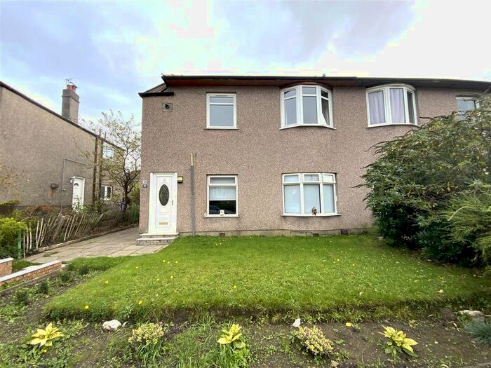 3 Bedroom Flat To Rent In Trinity Avenue, Cardonald, Glasgow, G52