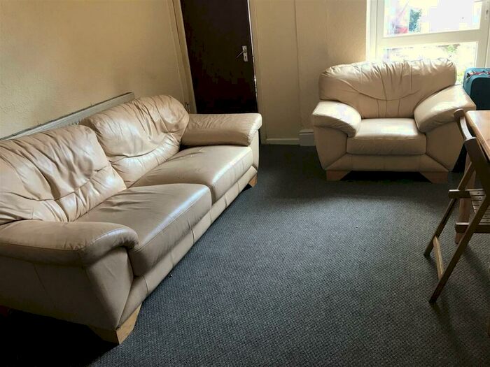 4 Bedroom Terraced House To Rent In Alton Road, Selly Oak, Birmingham, B29