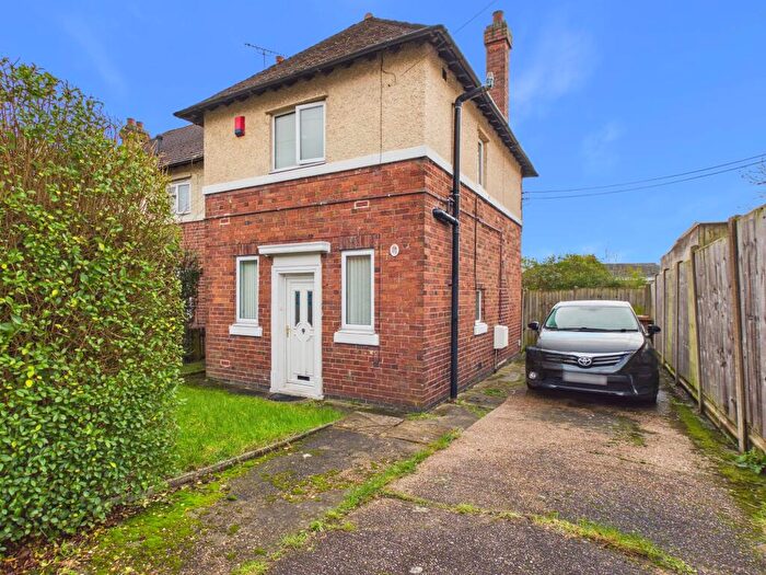 2 Bedroom Semi Detached House For Sale In Kitchener Avenue, DE23