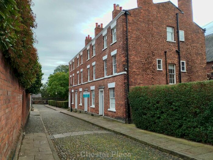 3 Bedroom Town House To Rent In Abbey Street, Chester, CH1