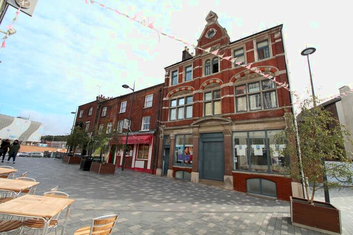 Studio To Rent In Bute Street, Luton, LU1