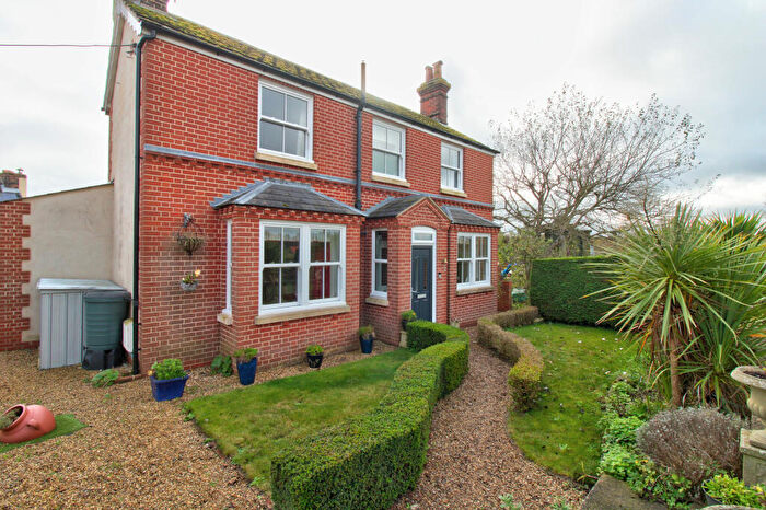 3 Bedroom Detached House For Sale In Mill Road, Knodishall, IP17