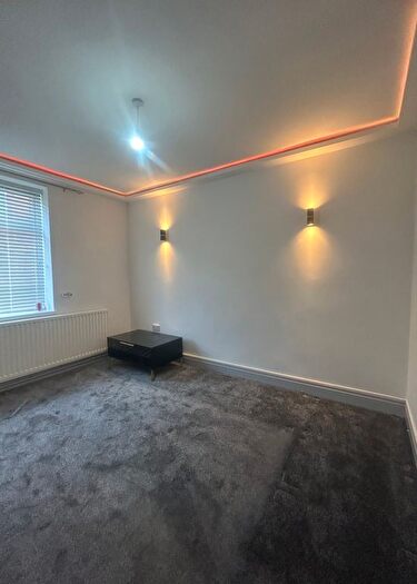 2 Bedroom Terraced House To Rent In Ross Street, Oldham, OL8
