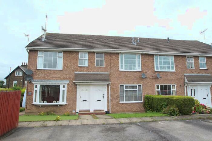 2 Bedroom Apartment To Rent In Redwood Way, Yeadon, Leeds, LS19