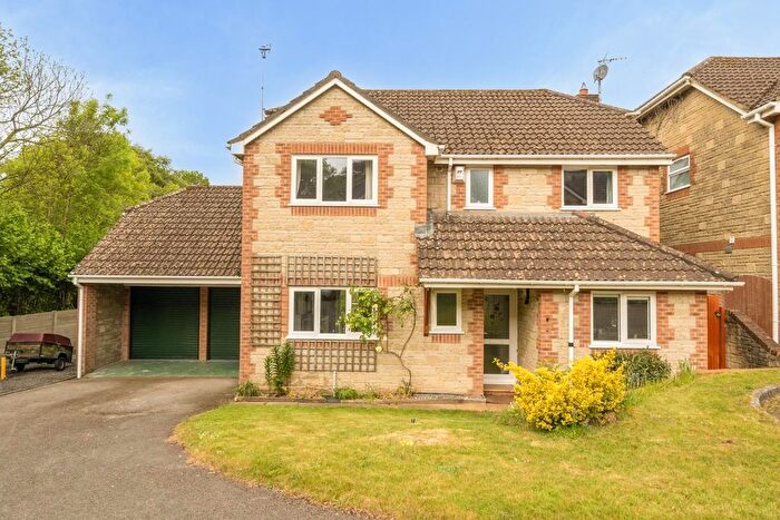 4 Bedroom Detached House For Sale In Nathan Close, Yeovil, BA20
