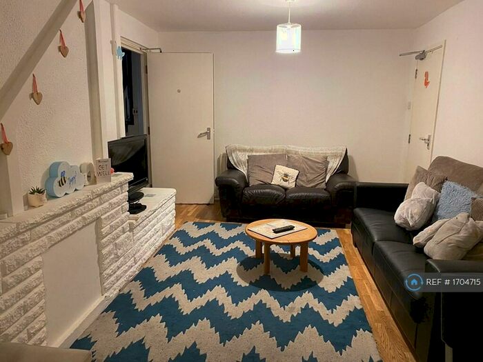 5 Bedroom Terraced House To Rent In Lark Rise, Hatfield, AL10