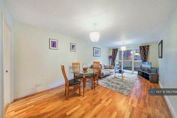 1 Bedroom Flat To Rent In London House, London, EC1A