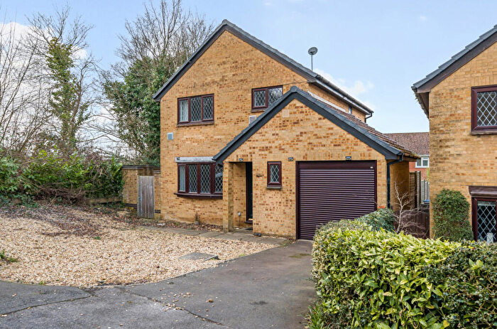 4 Bedroom Detached House To Rent In Highclere Way, Chandler's Ford, Eastleigh, Hampshire, SO53
