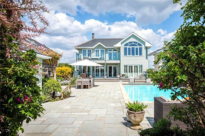 5 Bedroom Detached House For Sale In East Bracklesham Drive, Bracklesham Bay, Chichester, West Sussex, PO20