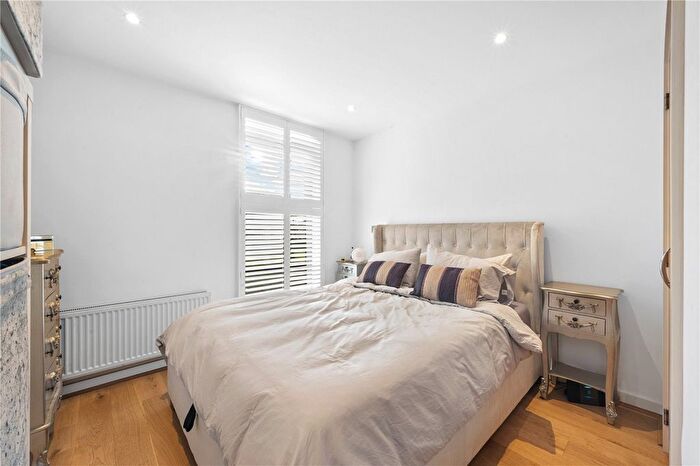 1 Bedroom Flat To Rent In Gloucester House, Scott Avenue, London, SW15