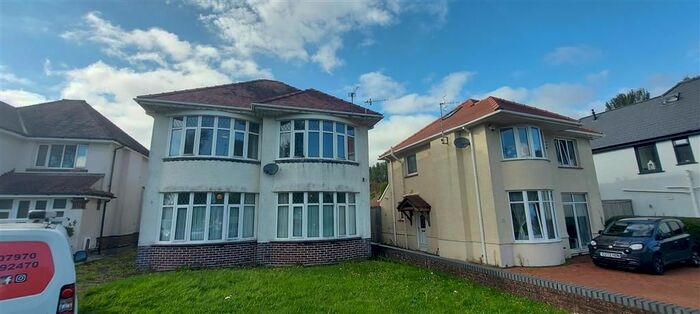 1 Bedroom Flat To Rent In Mumbles Road, Blackpill, Swansea, SA3