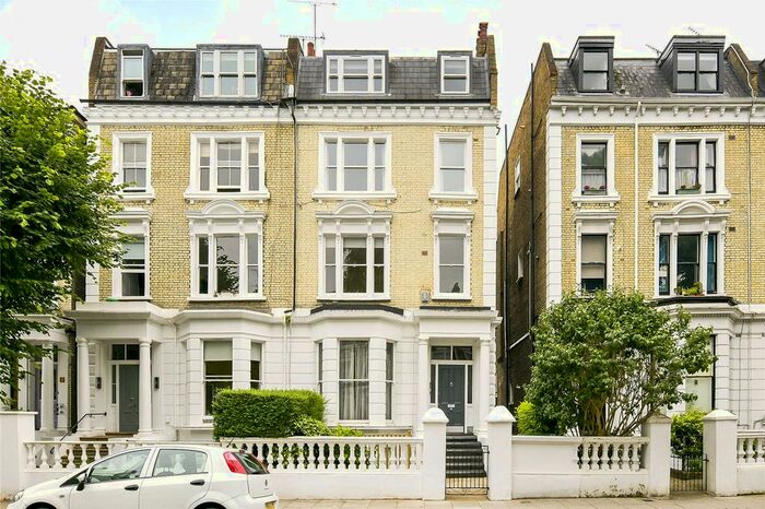 2 Bedroom Flat To Rent In Elsham Road, Kensington, London, W14