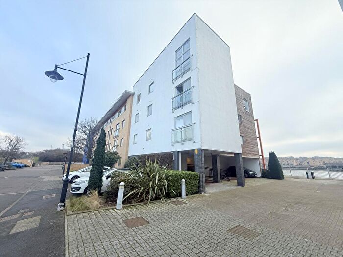 1 Bedroom Apartment To Rent In Watersmeet, St. Marys Island, Chatham, ME4