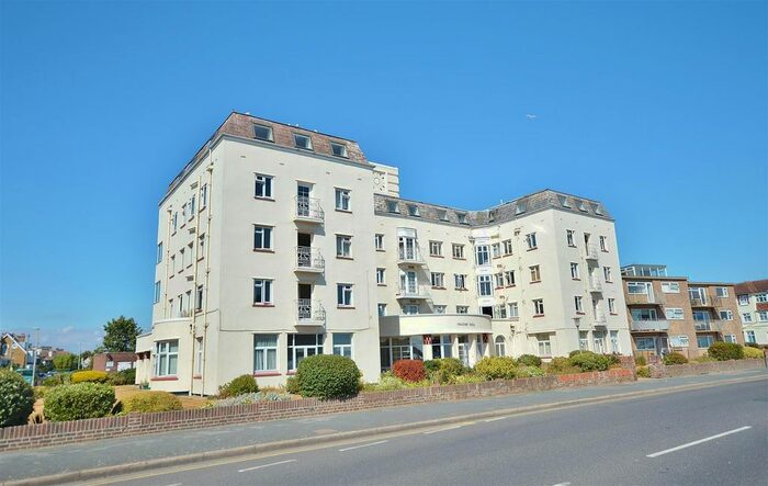 1 Bedroom Flat To Rent In Marine Parade East, Clacton-On-Sea, CO15