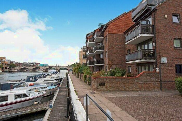 2 Bedroom Flat To Rent In Becketts Place, Kingston Upon Thames, KT1