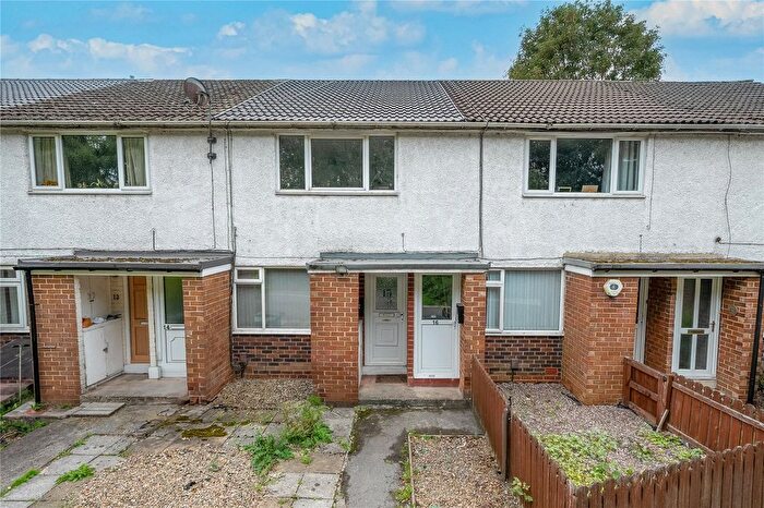 1 Bedroom Flat For Sale In Salisbury Mews, Horsforth, Leeds, West Yorkshire, LS18