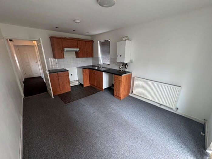 1 Bedroom Flat To Rent In Railway Street, Cardiff, CF24