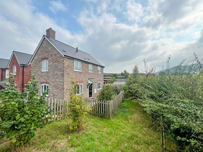3 Bedroom Detached House For Sale In Squires Meadow, Lea, Ross-On-Wye, HR9