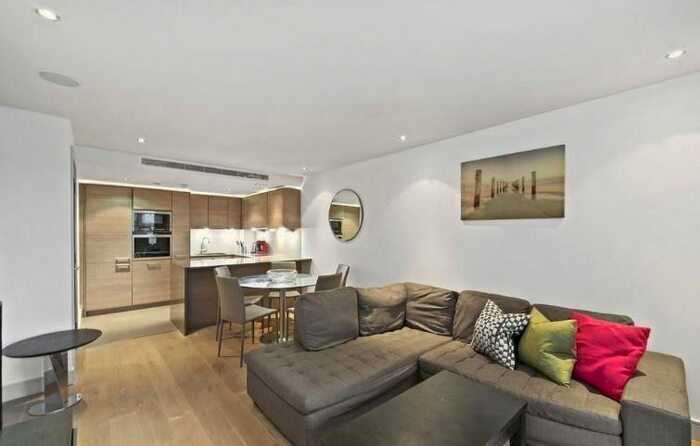 1 Bedroom Flat To Rent In Great Portland Street, Fitzrovia, London, W1W