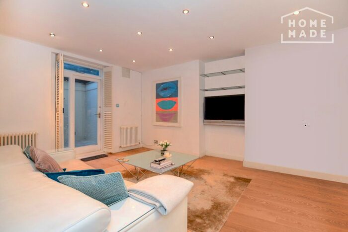 1 Bedroom Flat To Rent In St. Georges Square Pimlico, SW1V