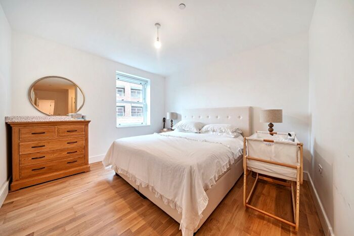 3 Bedroom Flat To Rent In Eden Place, Oxted, RH8
