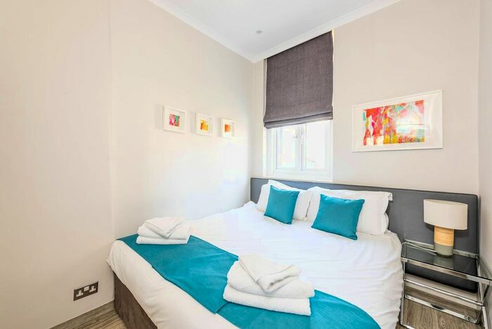1 Bedroom Flat To Rent In Earls Court, Earls Court, London, SW5