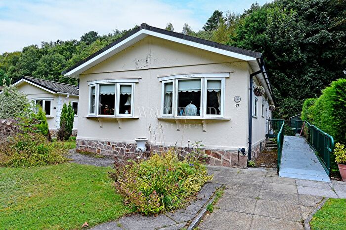 2 Bedroom Detached Bungalow For Sale In Cupola Park, Whatstandwell, Matlock, DE4