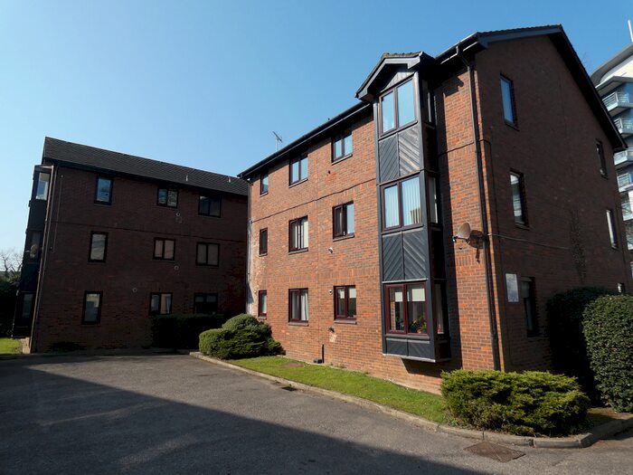 1 Bedroom Property To Rent In Somerset House, Oriental Road, Woking, Surrey, GU22