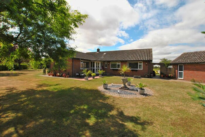 4 Bedroom Detached Bungalow For Sale In Three Ash Corner, Stradishall, Newmarket, CB8