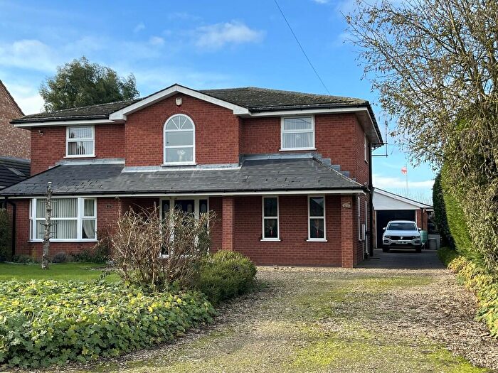 4 Bedroom Detached House For Sale In Woodgate Road, Moulton Chapel, PE12