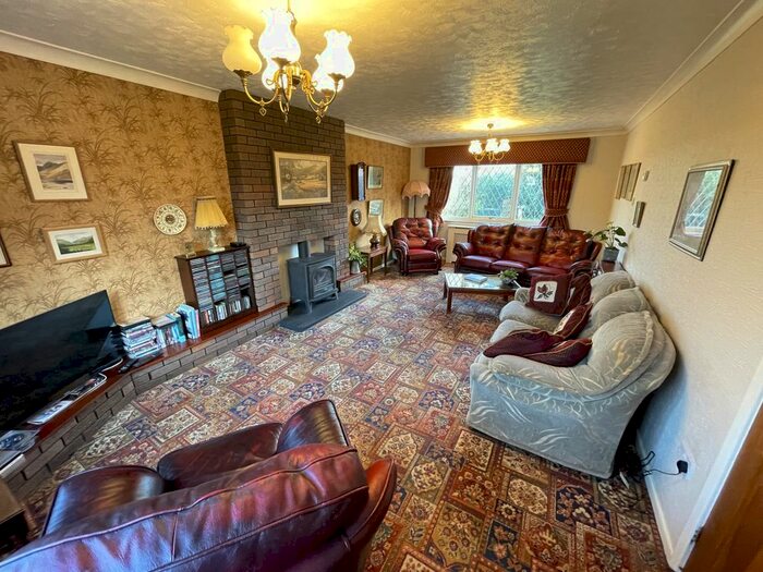 4 Bedroom Detached House For Sale In Ash Grove, Longton, PR4