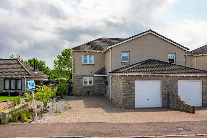 4 Bedroom Semi-Detached House For Sale In Parkview Gardens, Arbroath, DD11