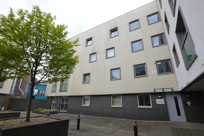 2 Bedroom Flat For Sale In Maidstone Road, Norwich, NR1