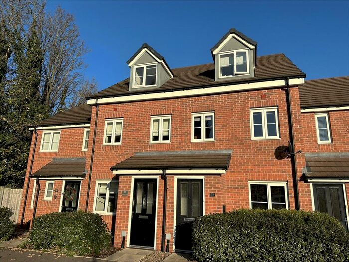 1 Bedroom Garage / Parking To Rent In Greyhound Road, Coventry, West Midlands, CV6