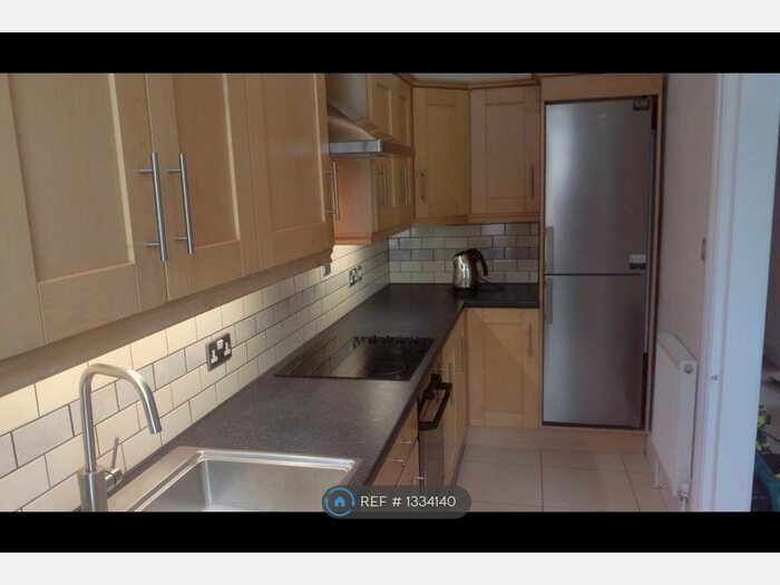 2 Bedroom Flat To Rent In Mapperley Park Drive, Nottingham, NG3
