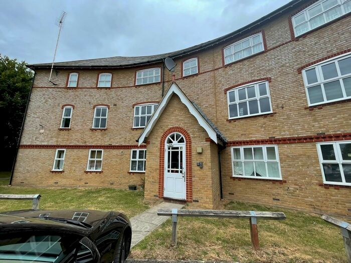 2 Bedroom Flat To Rent In Chamberlayne Avenue, Preston Road, Wembley, HA9