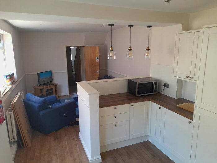 6 Bedroom Terraced House To Rent In Vivian Road, Sketty, Swansea, SA2