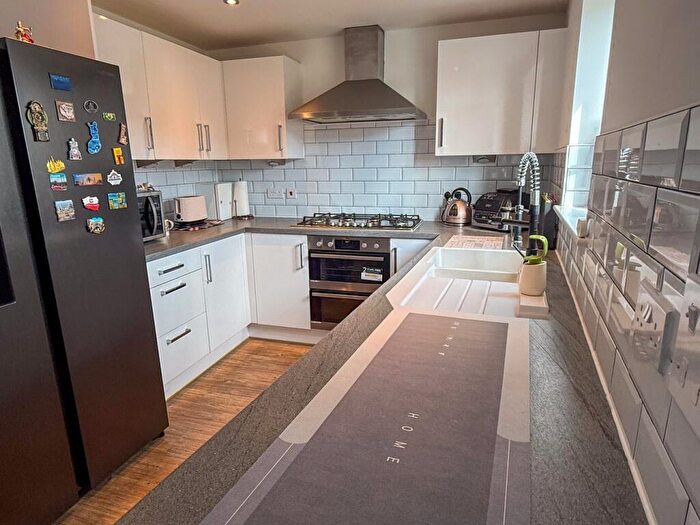 4 Bedroom Town House For Sale In Cogent Crescent, Newbury, RG14